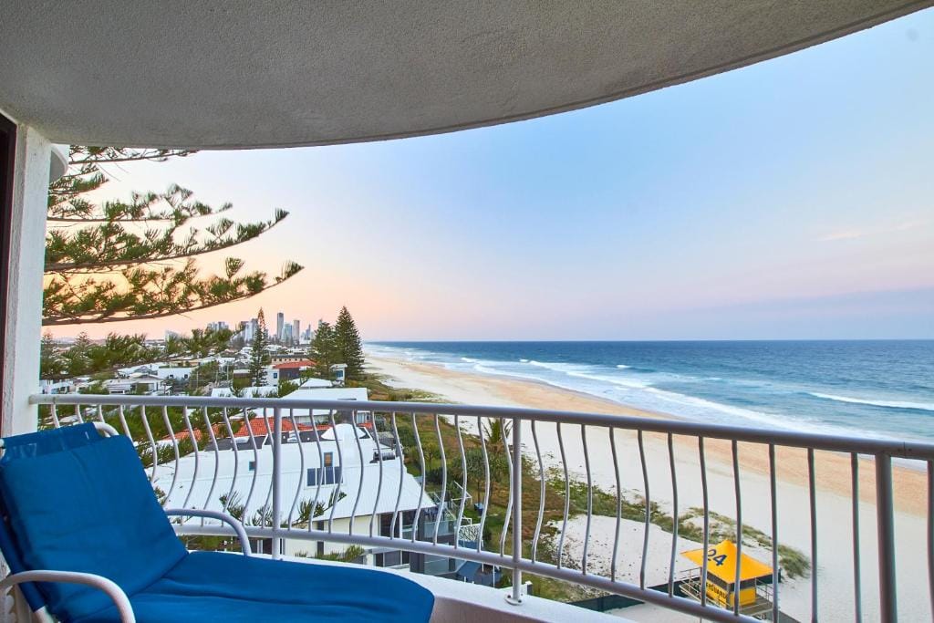 Albatross North Apartments — 1