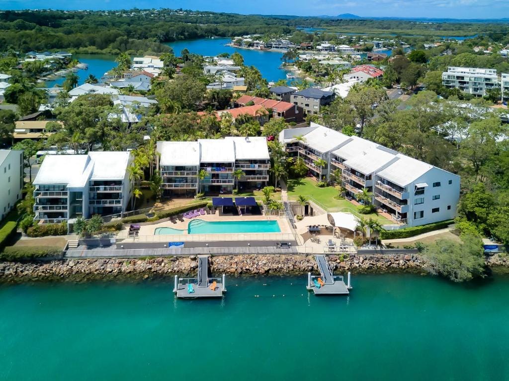 Noosa Shores Resort — 1