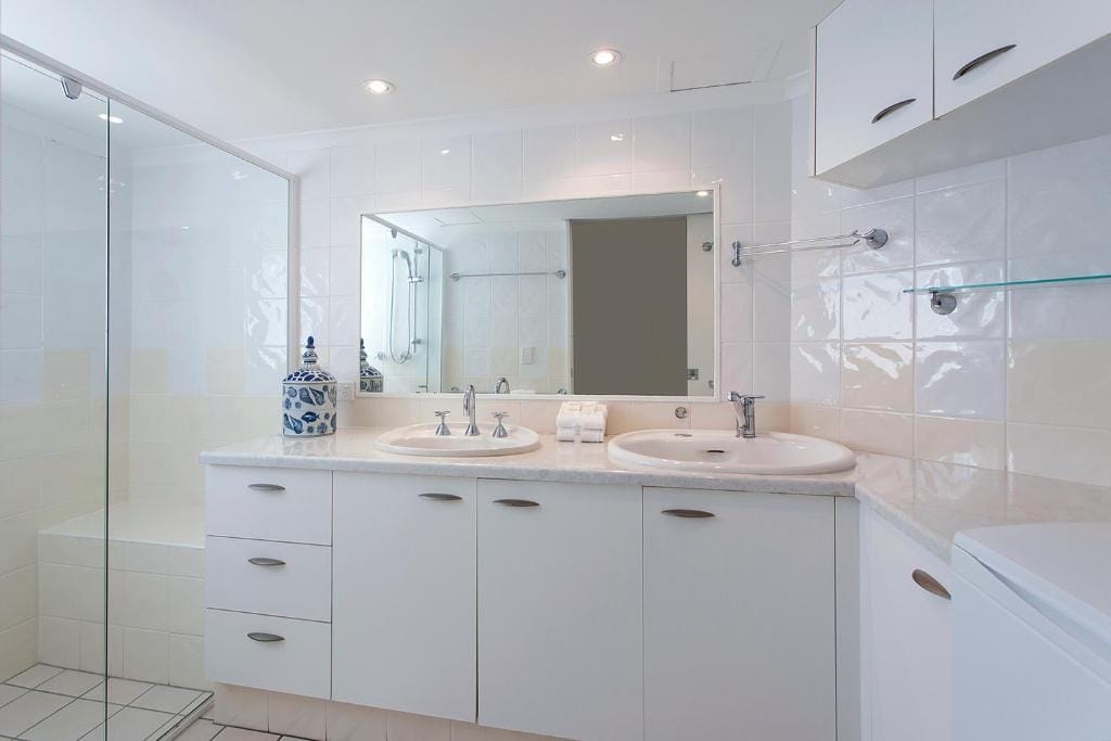 Noosa Shores Resort — 3