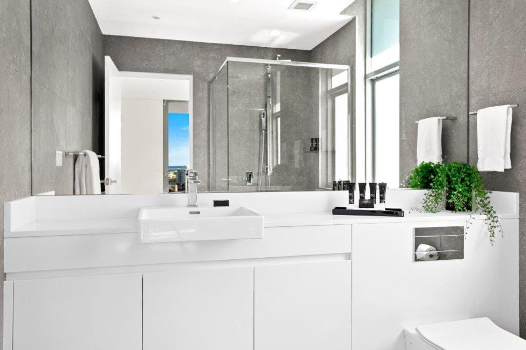 Argo Apartments — 3