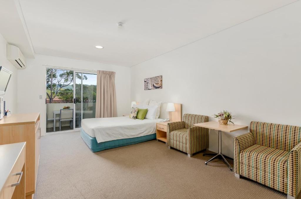 Quality Suites Pioneer Sands — 2